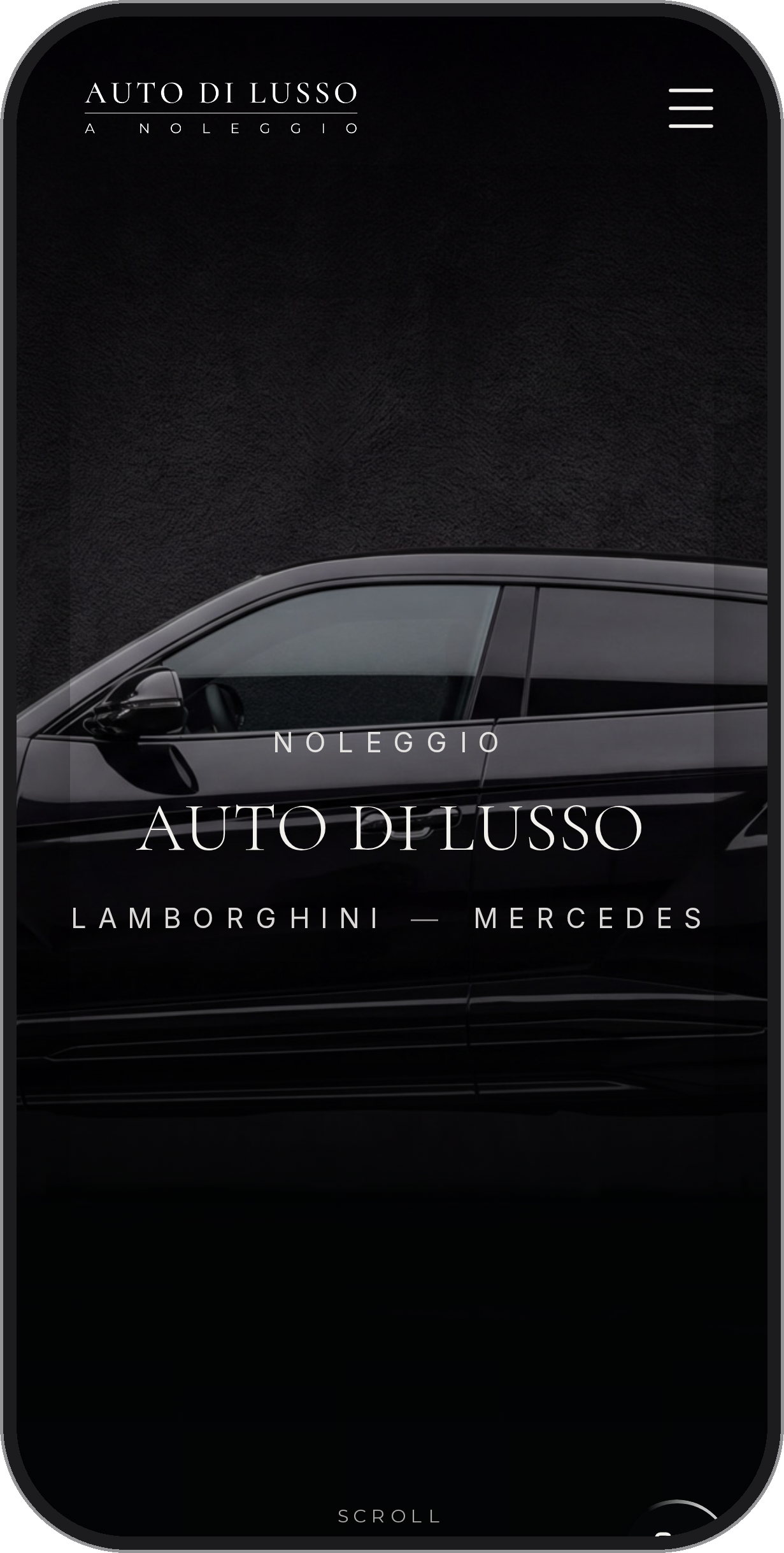 Mockup iPhone con la home mobile del sito di noleggio auto di lusso autodilussoanoleggio.it